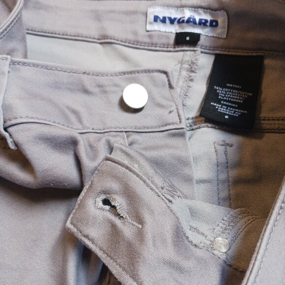 Nygard Light Gray Slim Ankle Pants | Size 6 | Stretch Pull-On Style - Picture 10 of 14